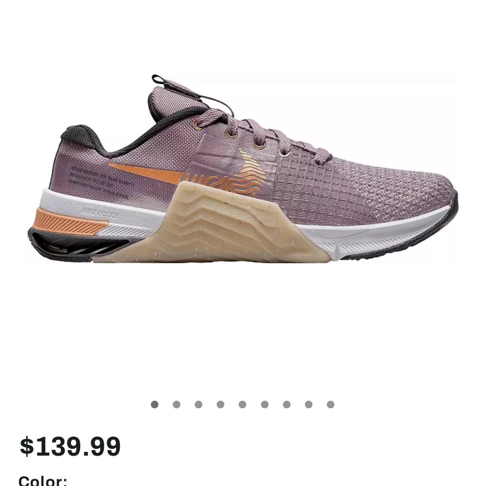 Nike Women's Metcon 8 Premium Training Shoes size 8!
